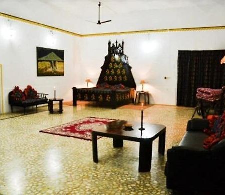 Roopangarh Fort Rupnagar  Exteriör bild